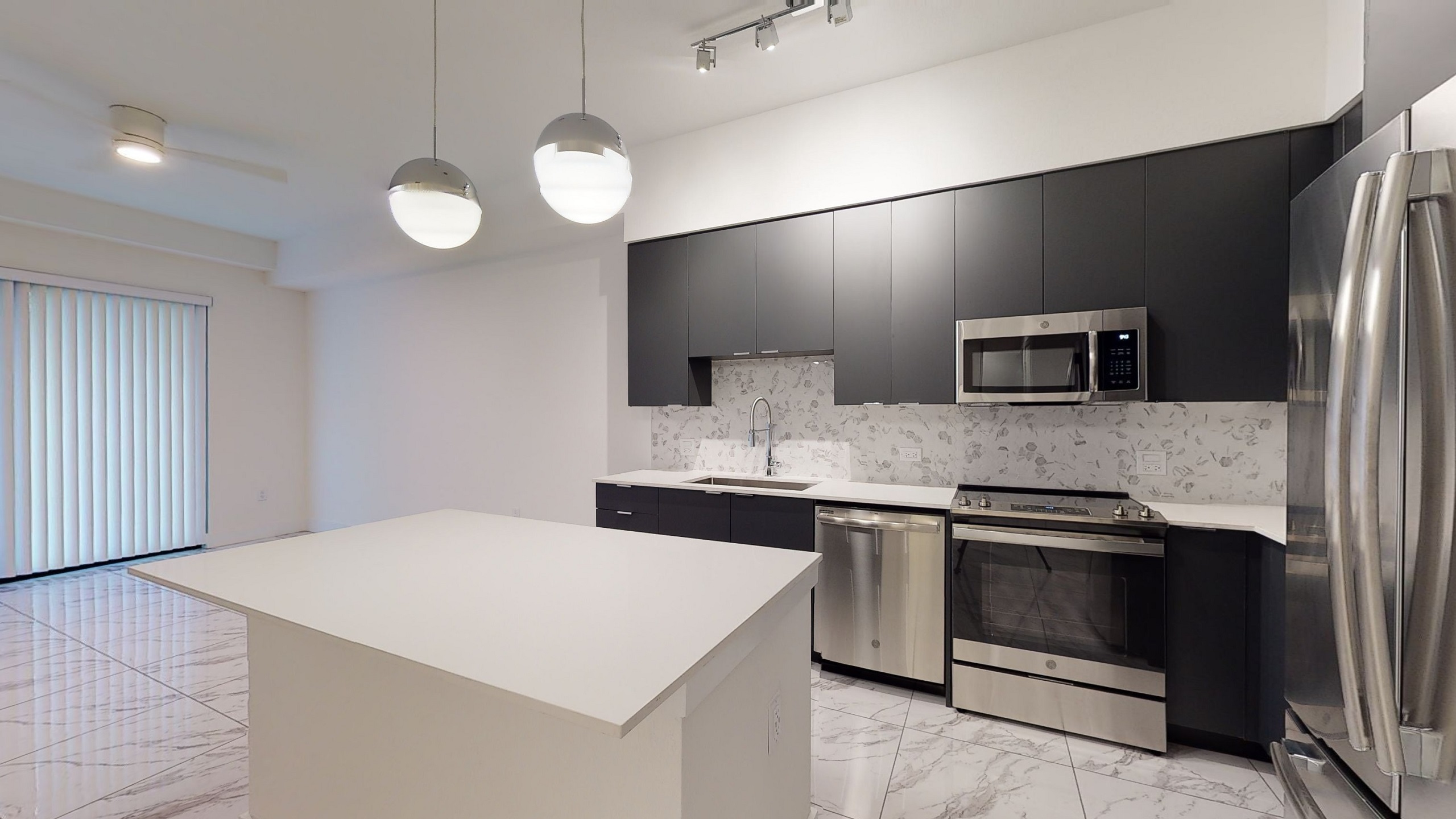 Apartment for Rent in Plantation FL | Contact AMLI Park West